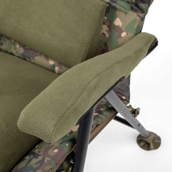 Trakker - LEVELITE CAMO LONGBACK RECLINER - Hosszú támlájú terepmintás szék